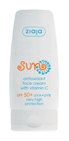 Ziaja Sun Face 50 Faktör Tüm Ciltler İçin Leke Karşıtı Nemlendirici Yağsız Suya Dayanıklı Yüz ve Vücut Güneş Kremi 50 ml