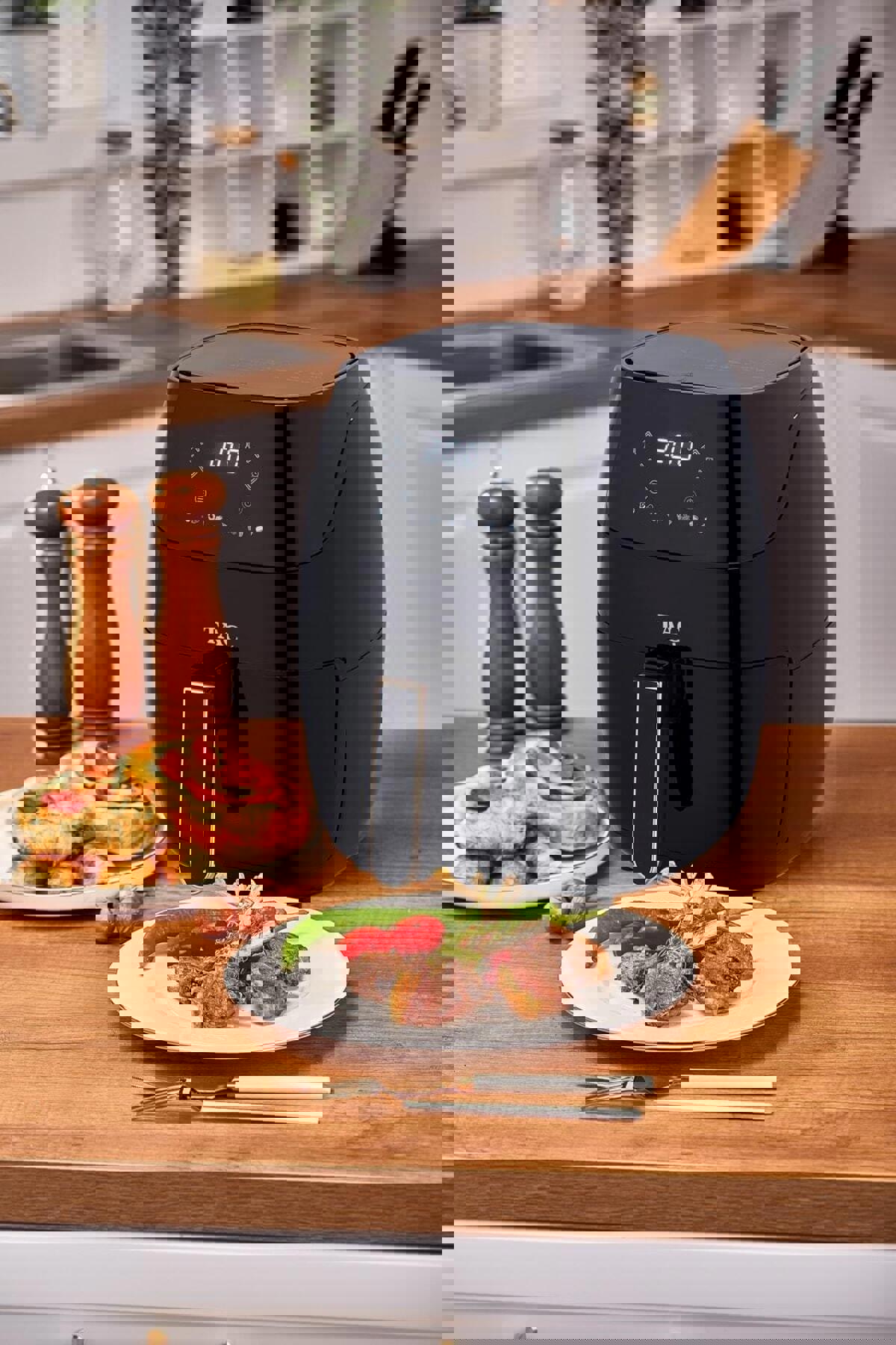Taç Digi Airfryer 5.5 lt Tek Hazneli Led Ekranlı Yağsız Sıcak Hava Fritözü Siyah