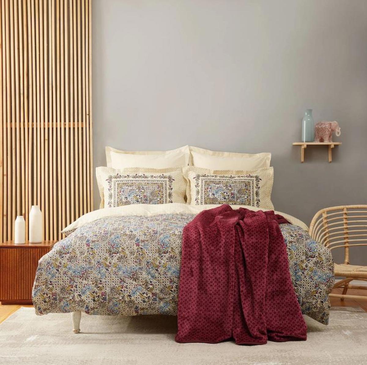 Karaca Home Cottage Pamuk Dört Mevsim 200 x 220 cm Desenli Çift Kişilik Nevresim Takımı Bordo
