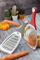 Madame Kitchen Hazneli Plastik Pratik Uzun Rende