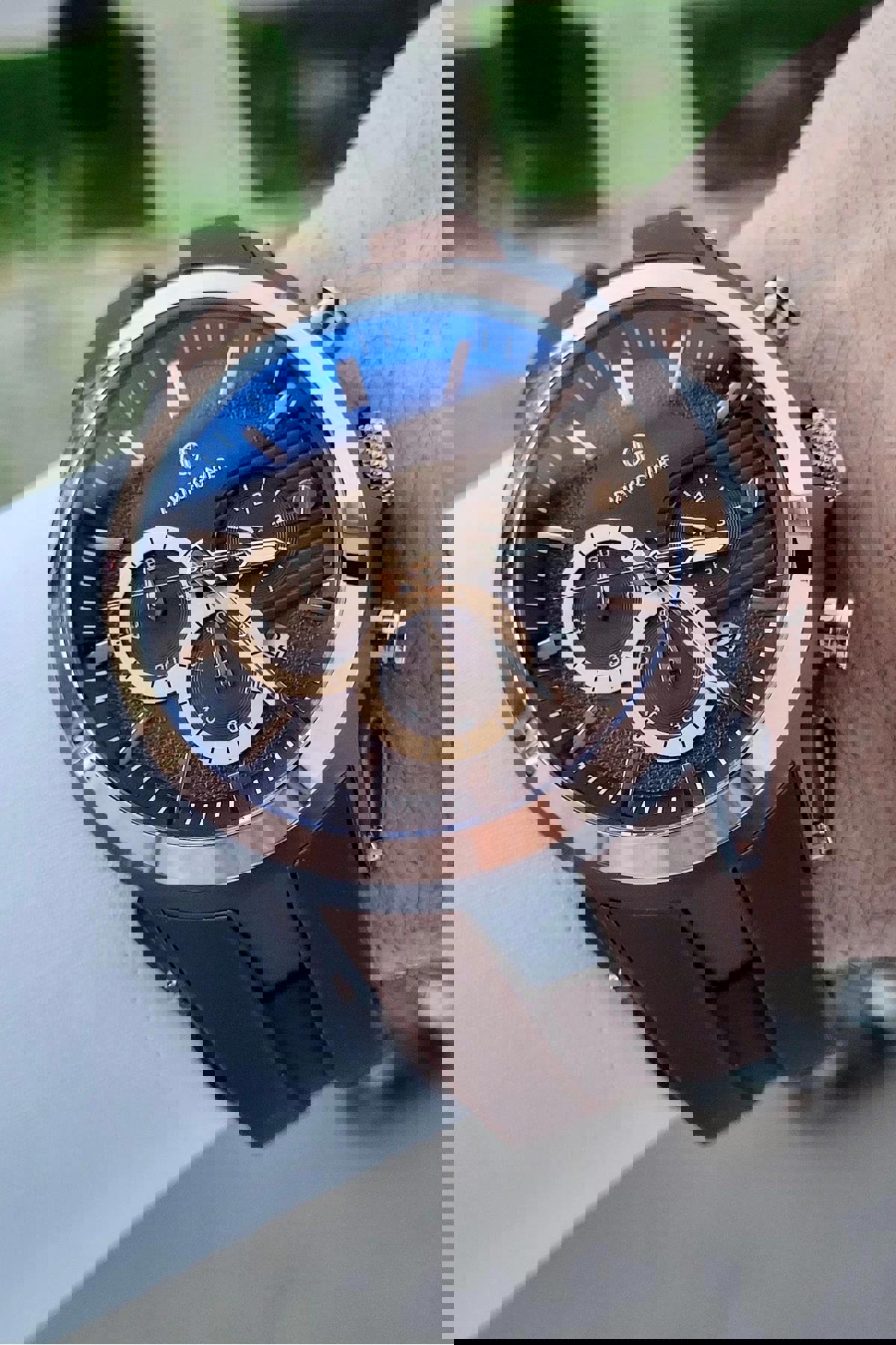 David Guner DGISTE94 Takvimli 42 mm Kahverengi Silikon Kordon Analog Erkek Kol Saati