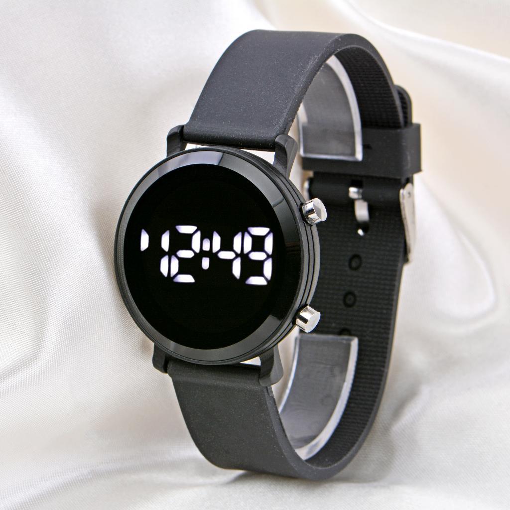 Saattino ST-304121 36 mm Siyah Silikon Kordon Dijital Kadın Kol Saati