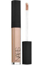 Nars Radiant Creamy Crème Brûlée Nemlendiricili Göz Altı ve Yüz Likit Fırça Kapatıcı