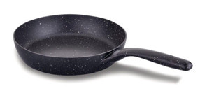 Korkmaz Gusto Plus A1366 Plastik Saplı Döküm 24 cm Düz Tava Siyah