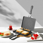 Nehir Lüks Plastik Saplı Döküm 24.5x19 cm Tost Tava Siyah