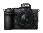 Nikon Z 5 24-200 mm 4K Aynasız Dijital Fotoğraf Makinesi Siyah