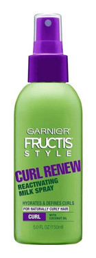 Garnier Fructis Style Curl Renew Bukle Belirginleştirici Islak Görünüm Hindistan Cevizi Yağı Güçlü Saç Spreyi 150 ml