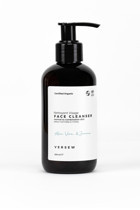 Versew C Vitaminli Alkolsüz Tüm Ciltler Yağ Bazlı Yüz Temizleme Jeli 200 ml