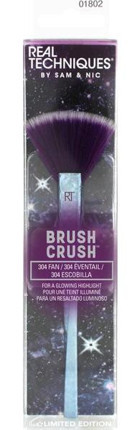 Real Techniques RT-1802 Brush Crush 304 Fan Makyaj Fırçası