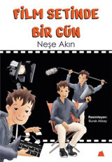 Film Setinde Bir Gün Neşe Akın Kumdan Kale