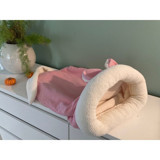 Lets Get Pet Fare Tasarımlı Yıkanabilir Tek Fonksiyonlu 65x45 cm Üstü Kapalı Kedi Yatağı Pembe