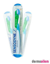 Sensodyne Tam Koruma Yumuşak Manuel Çocuk Diş Fırçası Beyaz Mavi