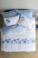 Cotton Box Nakışlı Ranforce 4 Mevsim 200 x 220 cm Çarşaflı Desenli Çift Kişilik Nevresim Takımı Mavi