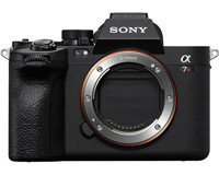 Sony A7R V Şipşak 18-55 mm Full HD Aynasız Dijital Fotoğraf Makinesi