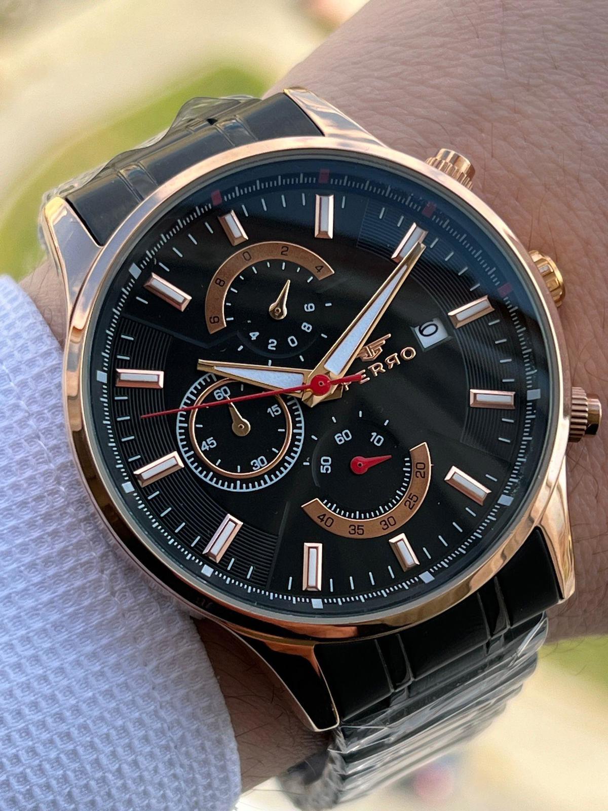 Ferro XF003 Su Geçirmez Takvimli Siyah Çelik Kordon Analog Erkek Kol Saati