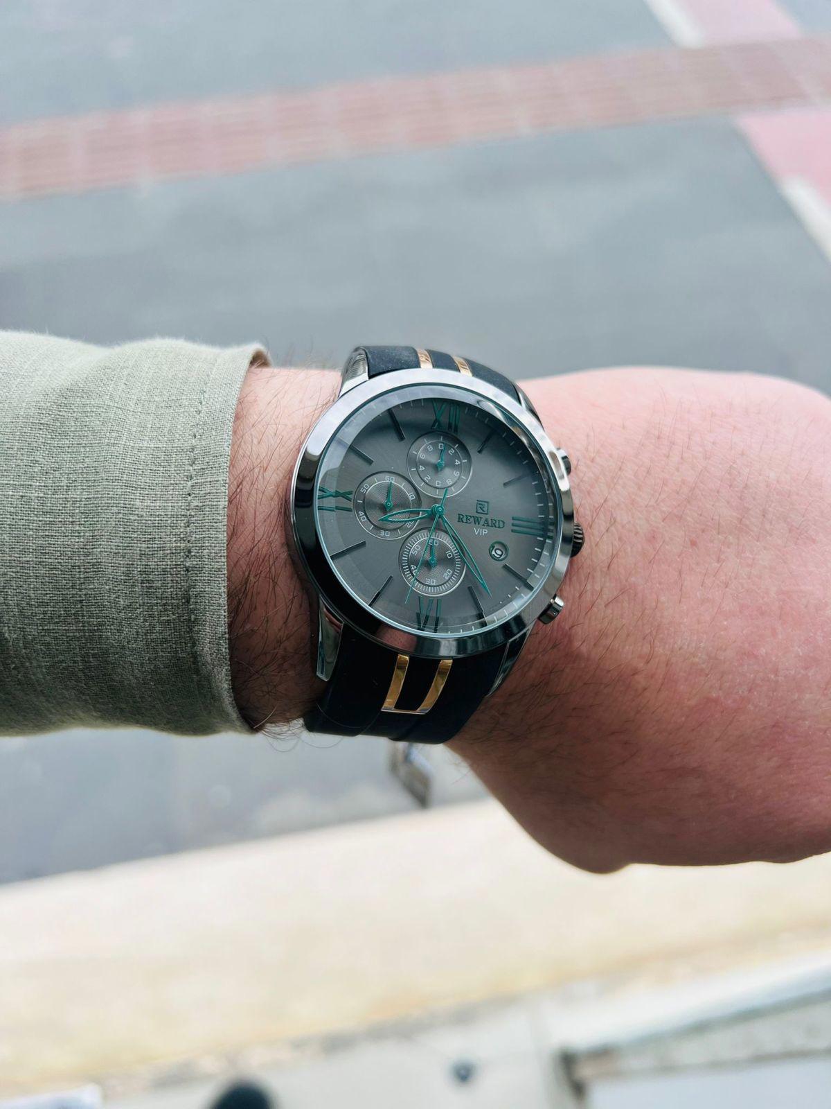 Reward HH370-789-5 Takvimli 44 mm Siyah Silikon Kordon Analog Erkek Kol Saati