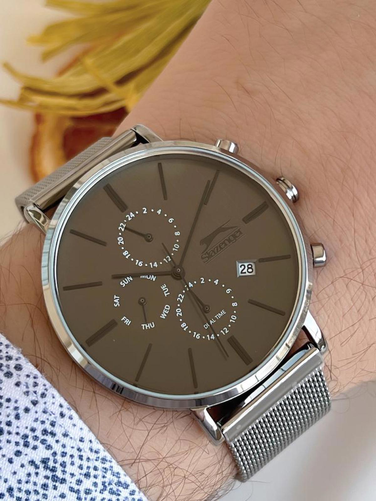 Slazenger BLKT.2.694 Su Geçirmez Takvimli 46-50 mm Çelik Kordon Analog Kol Saati