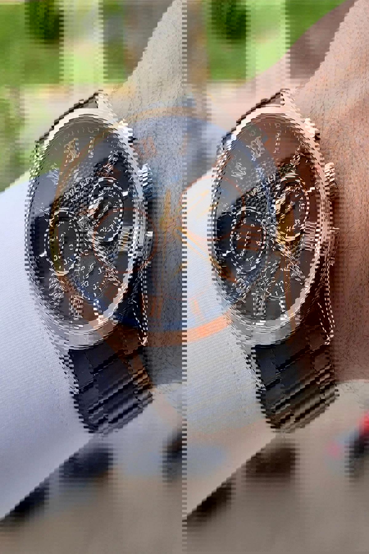 Daniel Klein DKISTE1105 Takvimli 42 mm Siyah Çelik Kordon Analog Erkek Kol Saati