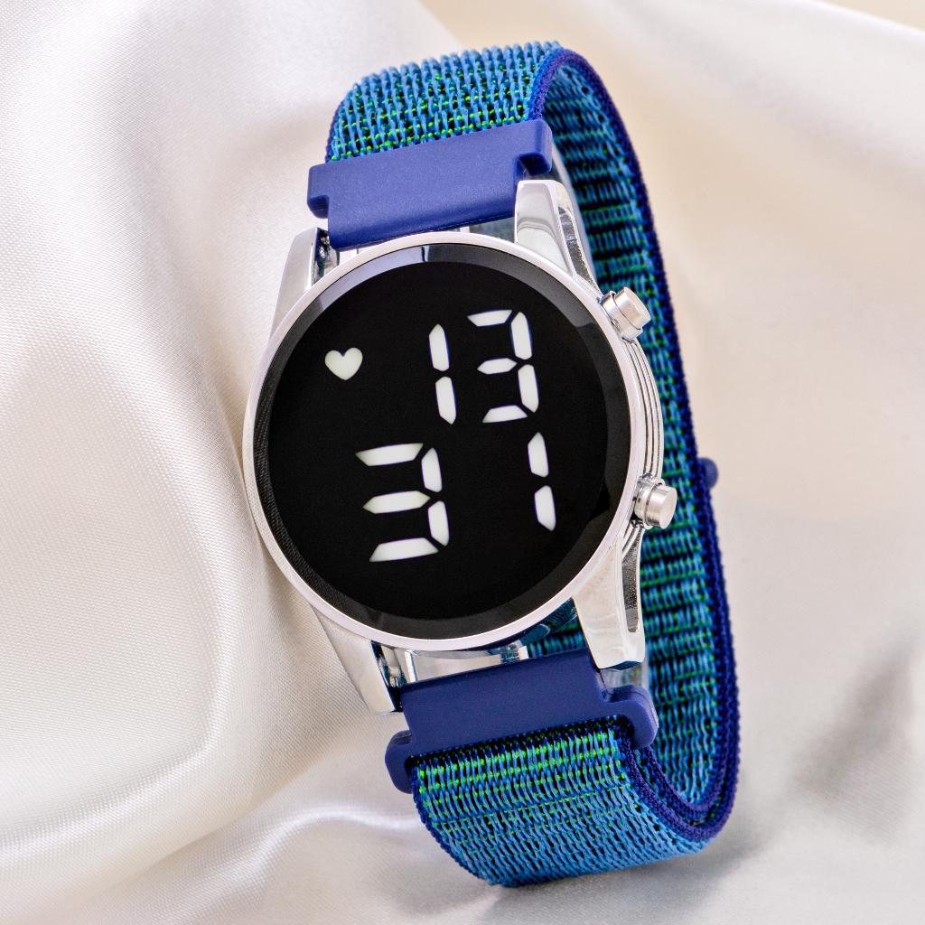 Saattino ST-304174 40 mm Mavi Kanvas Kordon Dijital Kol Saati