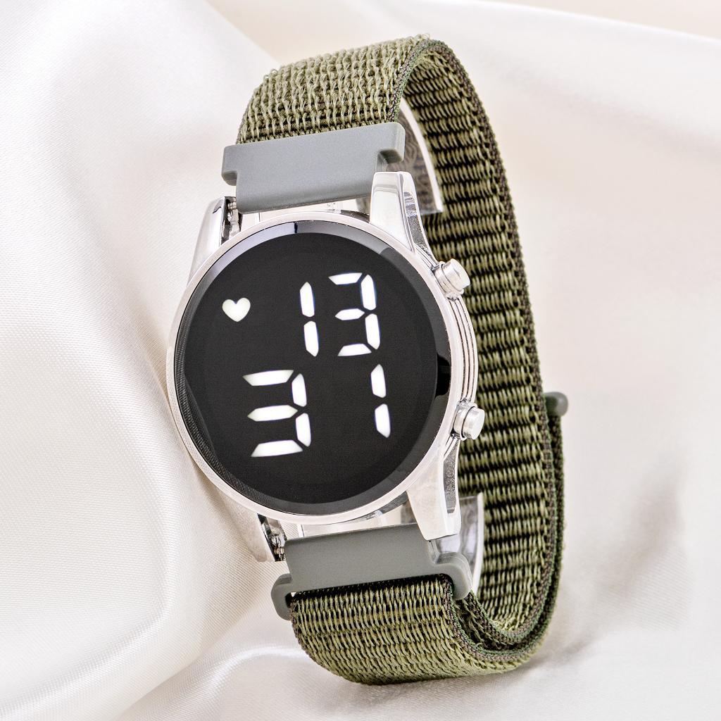Saattino ST-304176 40 mm Yeşil Kanvas Kordon Dijital Erkek Kol Saati