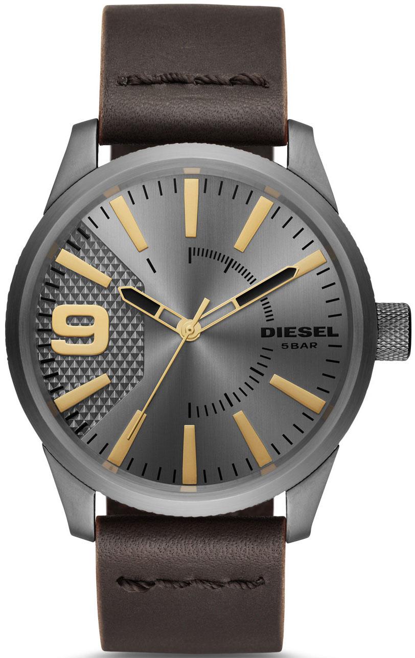 Diesel DZ1843 Takvimli 42 mm Siyah Deri Kordon Analog Kol Saati