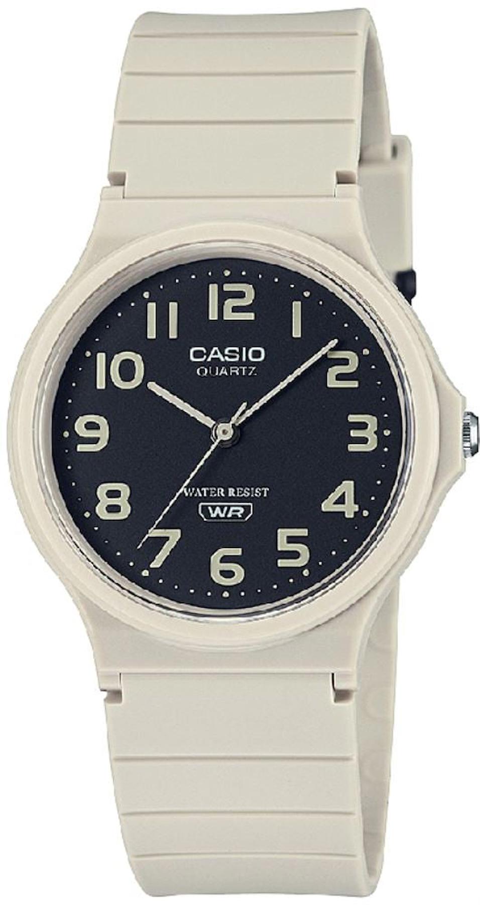 Casio MQ-24UC-8BDF Beyaz Silikon Kordon Analog Erkek Kol Saati
