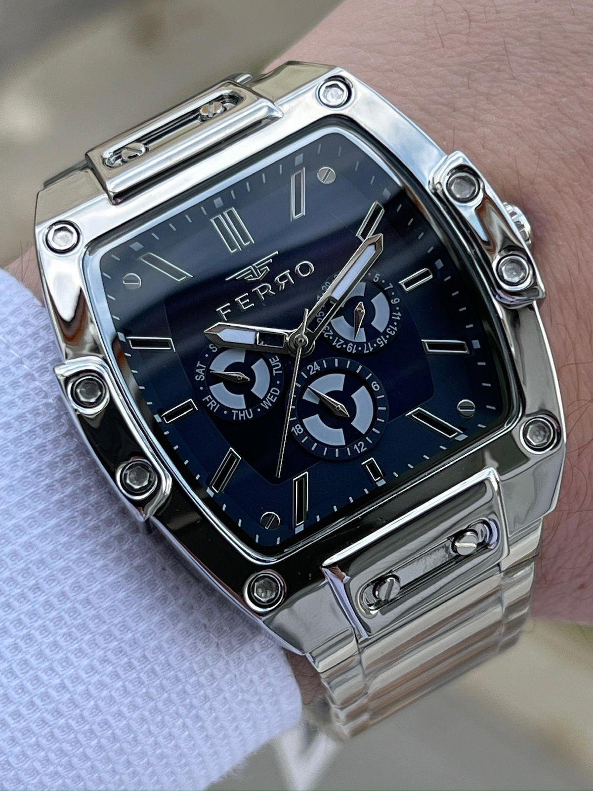 Ferro EFM11437-A3 Su Geçirmez Takvimli 44 mm Çelik Kordon Analog Erkek Kol Saati