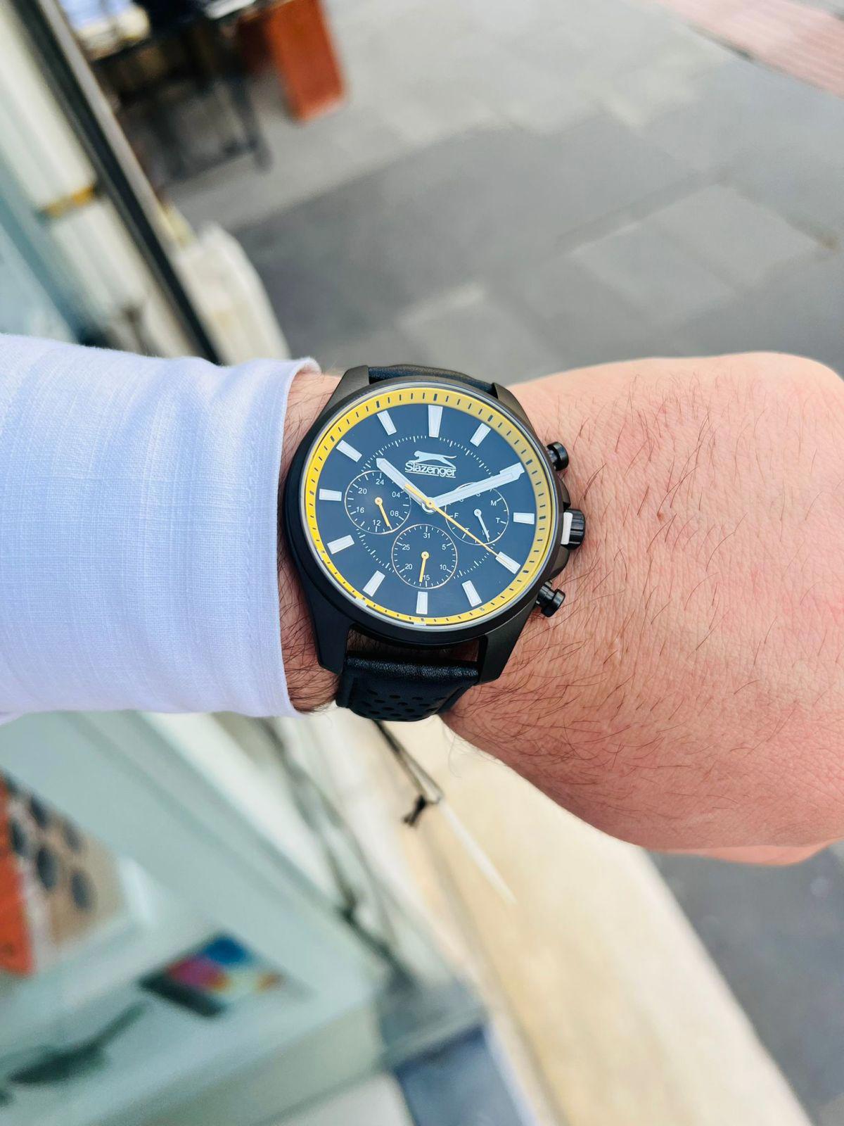 Slazenger SL.09.2134.2.02 Takvimli 44 mm Siyah Deri Kordon Analog Erkek Kol Saati