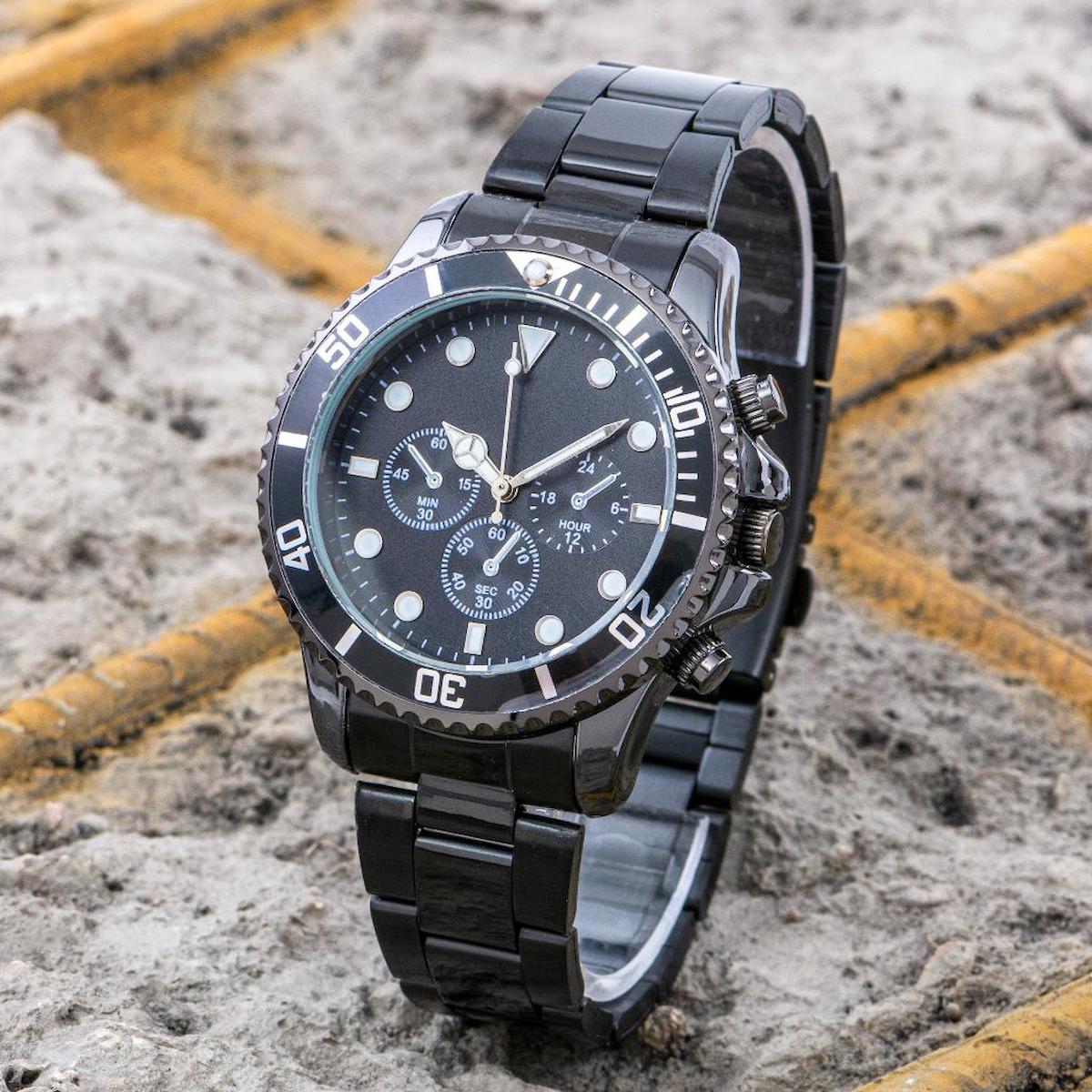 Saattino ST-304208 Takvimli Siyah Çelik Kordon Analog Erkek Kol Saati