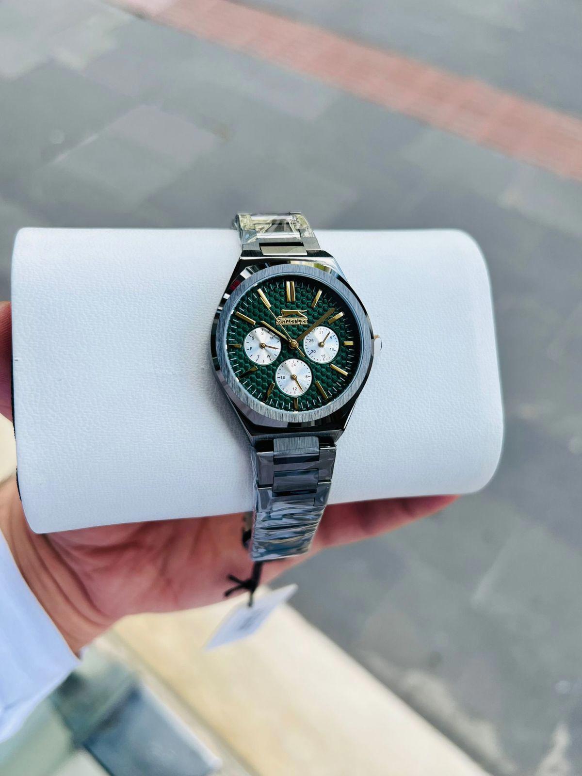 Slazenger SL.09.2138.4.05 Takvimli 36 mm Gri Çelik Kordon Analog Kadın Kol Saati