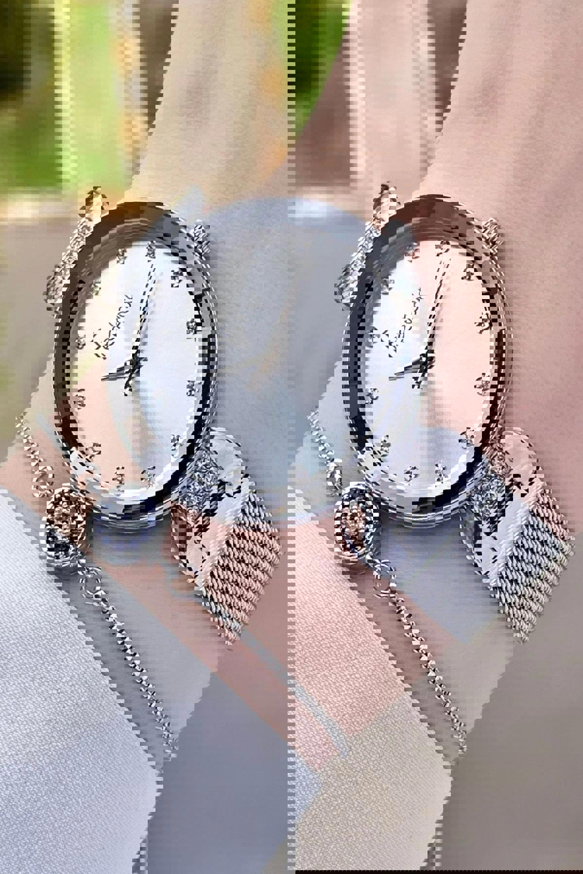Freelook FLISTE34 35 mm Gri Çelik Kordon Analog Kadın Kol Saati
