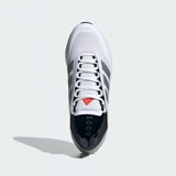 Adidas Avryn IE2645 Ortopedik Bağcıklı Adiwear Unisex Günlük Ayakkabı Beyaz