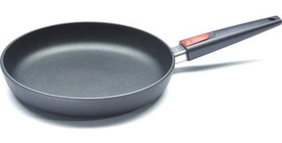 Woll D-WOLL1528NB Plastik Saplı Döküm 28 cm Düz Tava Gri