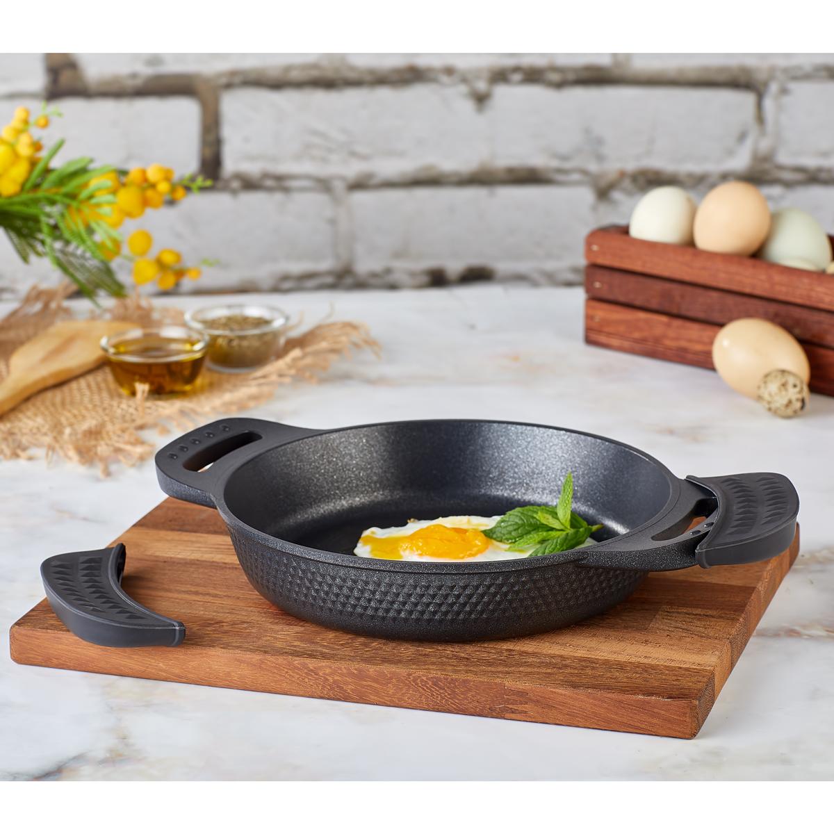 Amboss Plastik Saplı Döküm 22 cm Sahan Tava Siyah