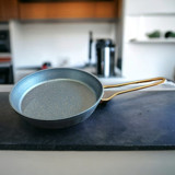 Evita Metal Saplı Granit 28 cm Düz Tava Gri