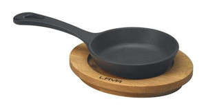 Lava Ahşap Altlıklı Döküm 12 cm Düz Tava Siyah