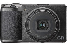 Ricoh Gr Iıı Dijital Full HD Kompakt Dijital Fotoğraf Makinesi Siyah