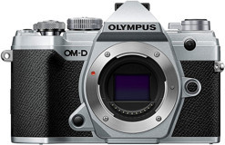Olympus Om-D E-M5 Mark Iıı 4K Aynasız Dijital Fotoğraf Makinesi Beyaz-Siyah