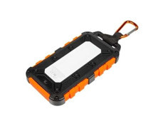 Xtorm XR104 Xtreme Solar 10000 mAh Güç Enerjili Hızlı Şarj Işıklı Type C Çoklu Bağlantı Powerbank Siyah