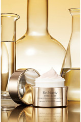Estée Lauder Kırışıklık Karşıtı Tüm Ciltler İçin Göz Çevresi Krem Kavanoz 15 ml