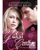 Yakut Çember - Richelle Mead - Artemis Yayınları