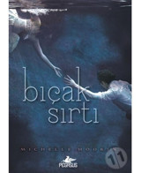 Bıçak Sırtı - Michelle Hodkin - Pegasus