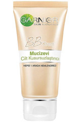 Garnier Normal Ciltler İçin Sivilce Yapmayan Işıltılı BB Krem Açık Ton