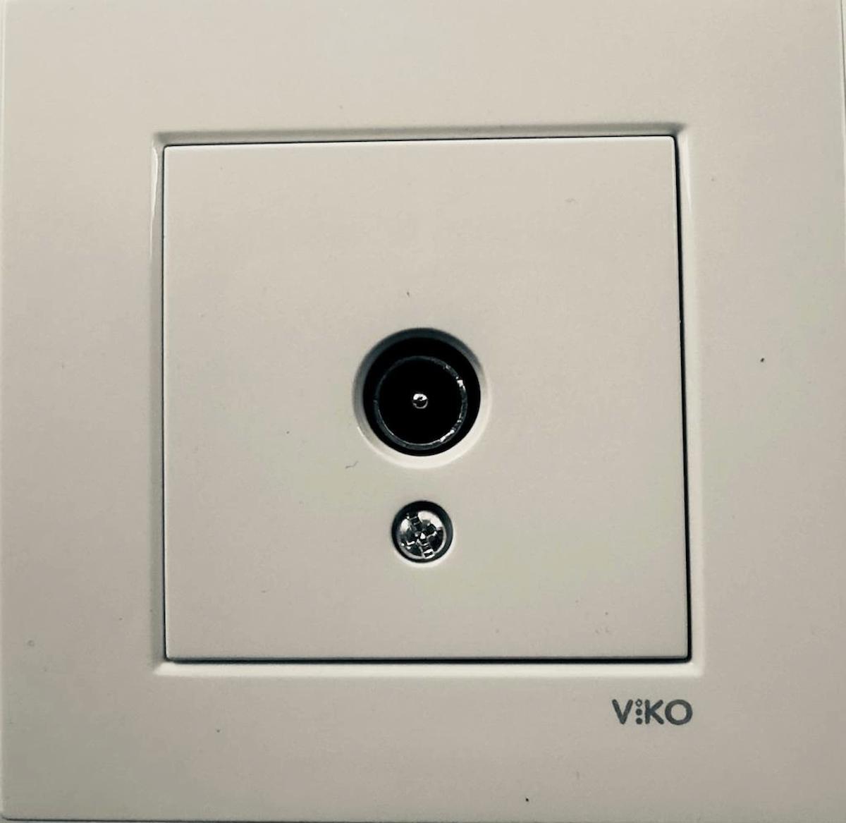 Viko Karre Çerçeveli İç Mekan Tekli Televizyon Prizi Krem