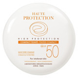 Avene Compact Ivory Güneş Koruyuculu Pudra Kompakt Fondöten 10 gr