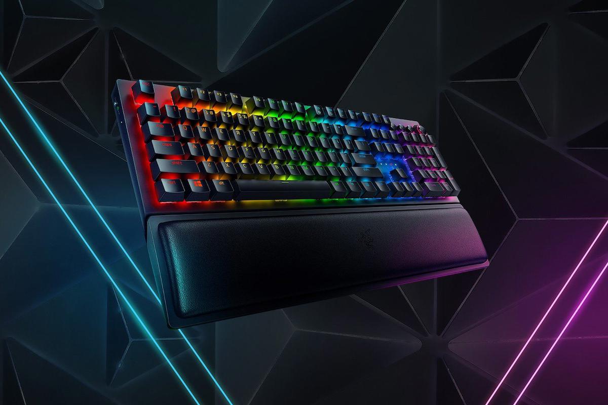 Razer RZ03-03531700-R3M1 Türkçe 104 Tuşlu Yellow Switch Siyah Mekanik Gaming Klavye