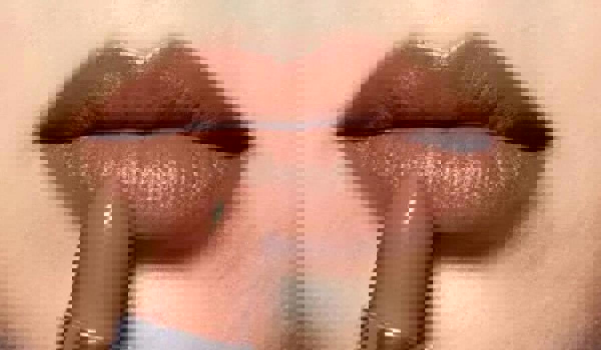 Avon True Colour Mocha Kalıcı Mat Krem Lipstick Ruj
