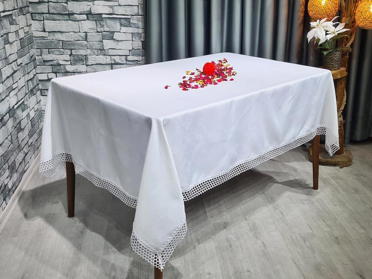 Çeyiz Diyarı 160 x 220 cm Dertsiz Dikdörtgen Masa Örtüsü Beyaz