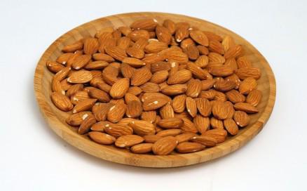 Açık Çiğ Badem 500 gr