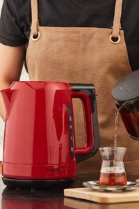 Cookplus 1501 Cam Demlikli 1500 W Plastik Gövdeli Kırmızı Retro Çay Makinesi
